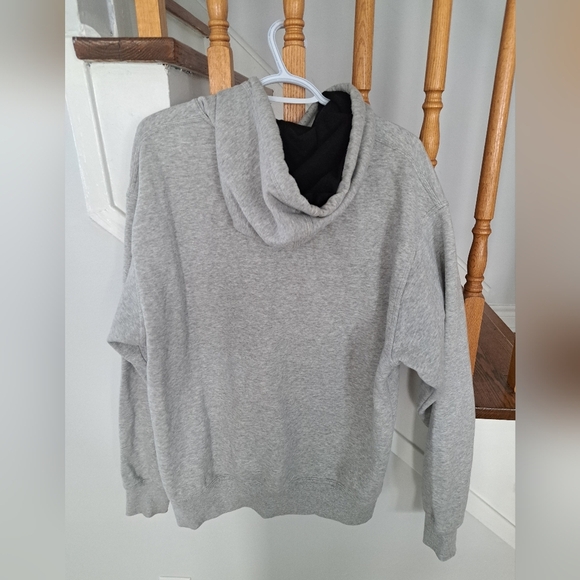 Champion Sweater Large - Picture 3 of 3